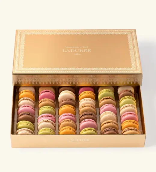 42 Macrons Gift Box